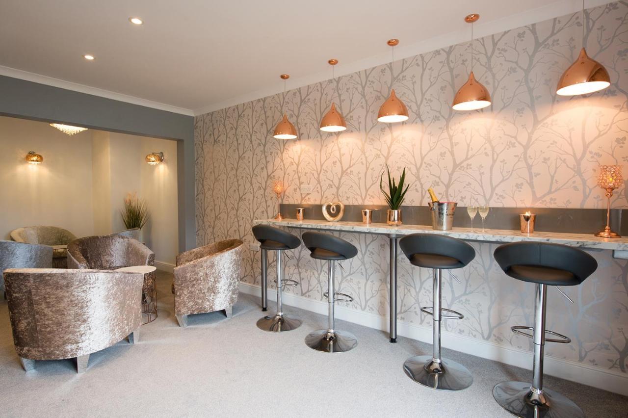 Lakeside Park Hotel & Spa Fishbourne  Exterior foto